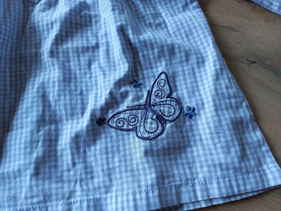 Hübsche Bluse/ Tunika in Gr. 116 mit Schmetterling in Gadebusch