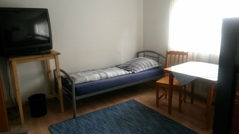 Monteur/Mitarbeiter Zimmer/Wohnung in Wiesbaden