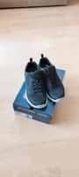 Skechers Herren Sneaker Gr 40 schwarz grau wie neu Bayern - Weiden (Oberpfalz) Vorschau