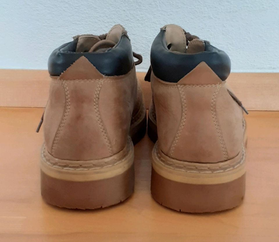 Boots Stiefel Schuhe von Westpoint Gr. 37 in Leder gefüttert in Weitnau