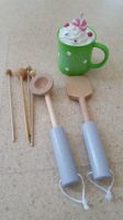 Set Küchenhelfer Holz und Tasse Porzellan für Spielküche Niedersachsen - Diepholz Vorschau