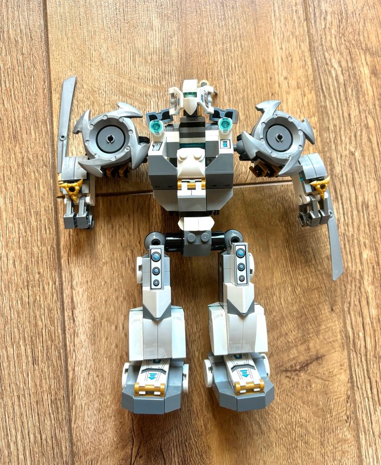 "LEGO Ninjago Set 70737 'Titanroboter gegen Mech-enstein' in Hannover