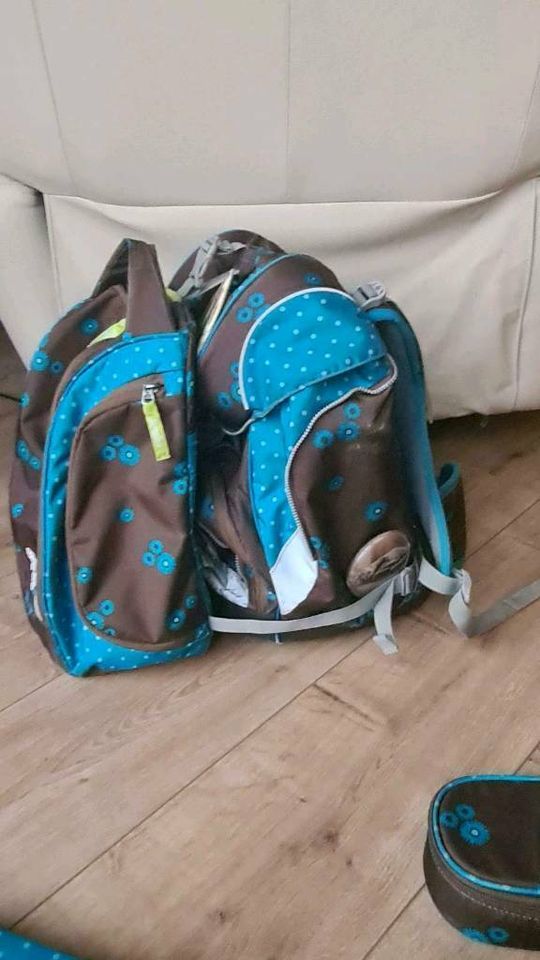 Ergobag Schulrucksack Schulranze 6-set,Sportrucksack, 2 Mapchen, in Bürstadt