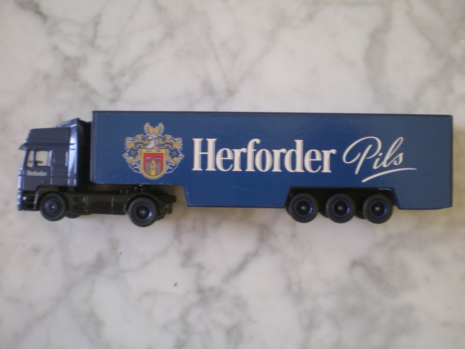 791 / Felsenkeller Herforder – Herforder Pils – 2001 – MAN F2000 in Reinbek