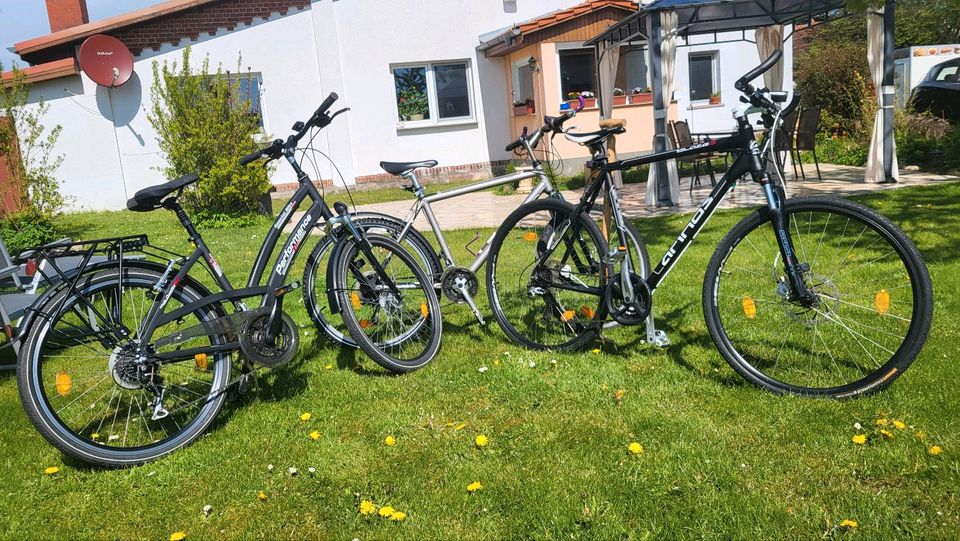 3 Fahrräder zusammen - ein Preis in Schwasdorf