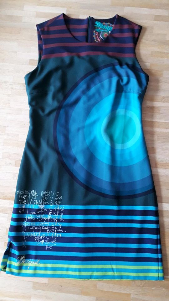 Kleid von Desigual in Gr.40 in Neubiberg