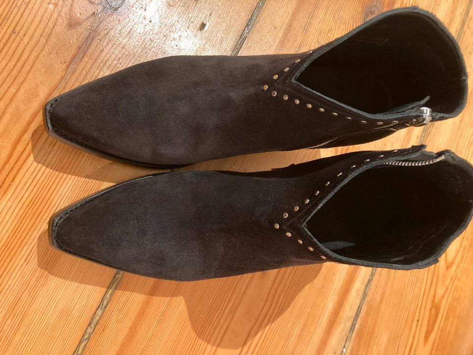 Original Céline Ankleboots, Gr. 40, wie neu in Hamburg