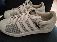 Adidas Sneaker Superstar Damen Mode Sport Schuhe Gr. 40 Niedersachsen - Uelsen Vorschau