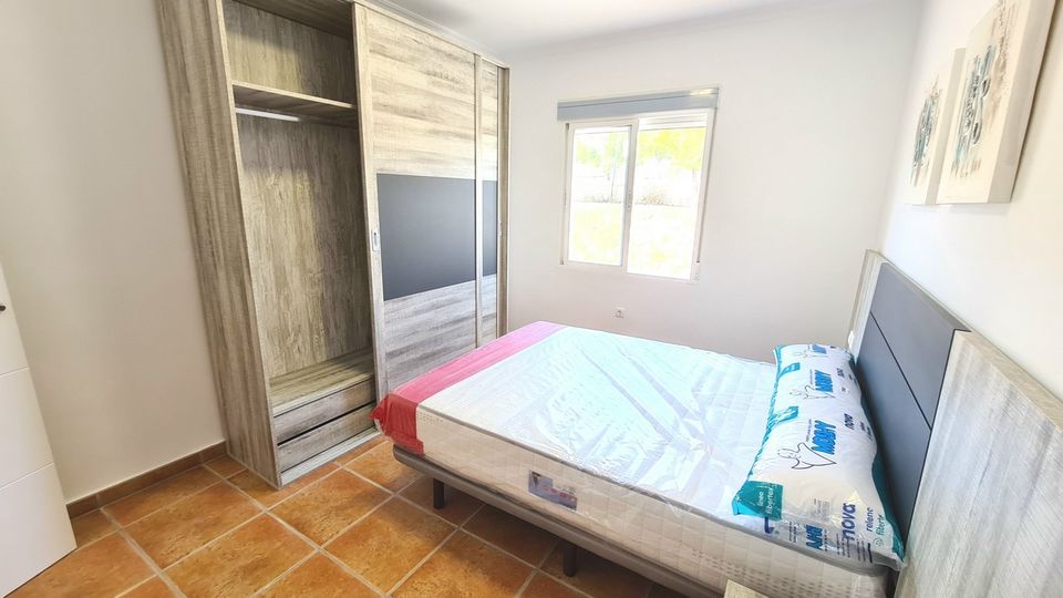 Renoviertes Landhaus in Monovar (Alicante) mit 5 Schlafzimmern, Pool und Garage, nur 45 Minuten vom Strand entfernt, Costa Blanca / Spanien in Oyten