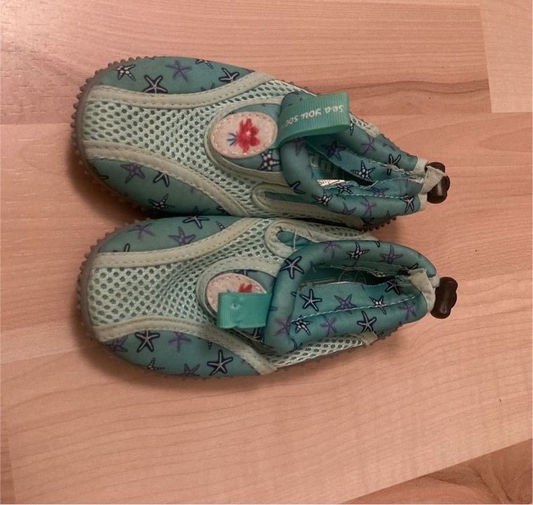 Kinder Badeschuhe Türkis 25 in Neu Ulm