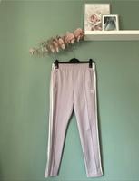 Adidas Jogginghose Flieder weiß 36 rosé Sporthose Jogger Nordrhein-Westfalen - Lindlar Vorschau