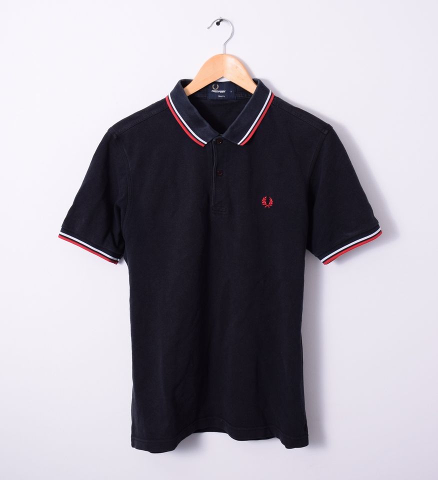 Fred Perry Polo Poloshirt Shirt Herren Gr.L Slim Fit M3600 Pique in Frankfurt (Oder)