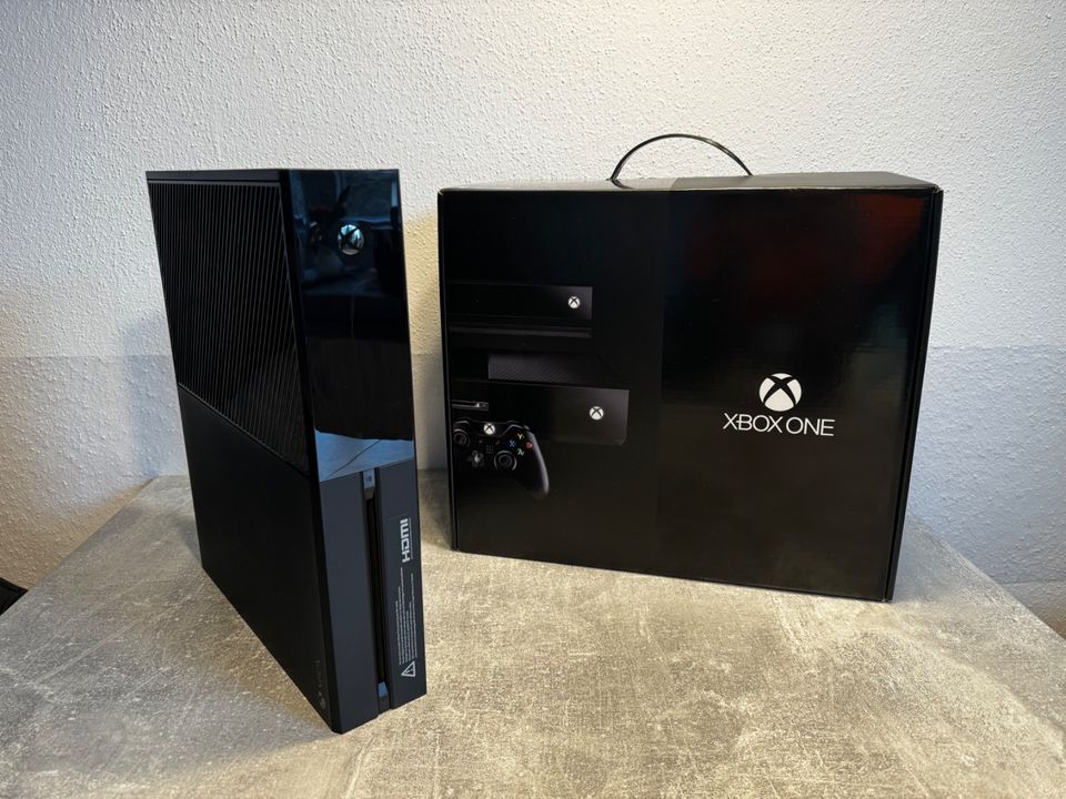 XBOX ONE Day One // Kinect // Headset // Controller // 5 Spiele in Augsburg