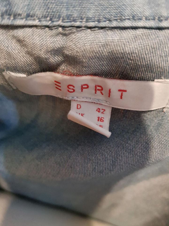 Esprit Jacke leichte Jacke Jeansblau Gr. 42 Neu in Unterneukirchen