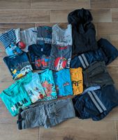 Set 12 Shirts, Jeans, Pullover, 3 Matschhosen u.a. Lego, Topolino Sachsen - Tharandt Vorschau