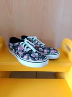 vans Sneaker mit Blumen schwarz rosa Baden-Württemberg - Oberkirch Vorschau