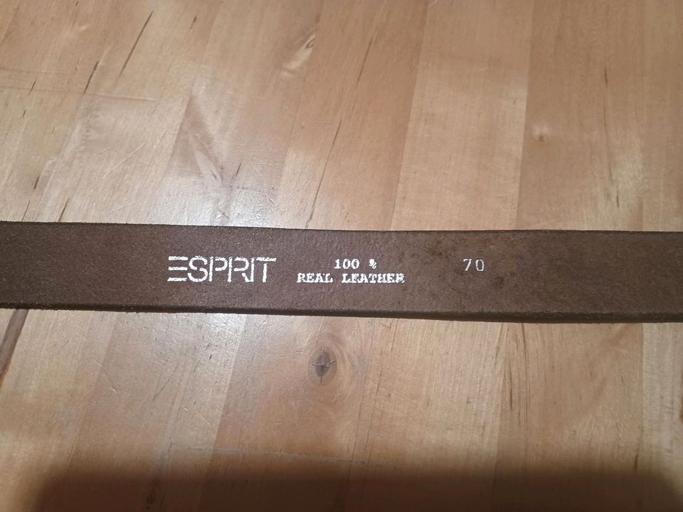 Gürtel dunkelbraun Esprit 85 cm in Pegestorf