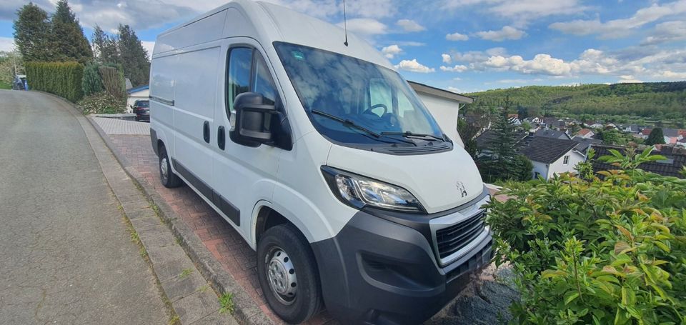 Peugeot Boxer in Leun