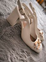 Slingback Sandalen Neu Retro Schnalle Größe 36/37 Creme bequem Nordrhein-Westfalen - Wülfrath Vorschau