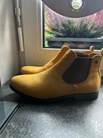 Neue senfgelbe Rieker Stiefeletten Gr.40 Thüringen - Saalfeld (Saale) Vorschau