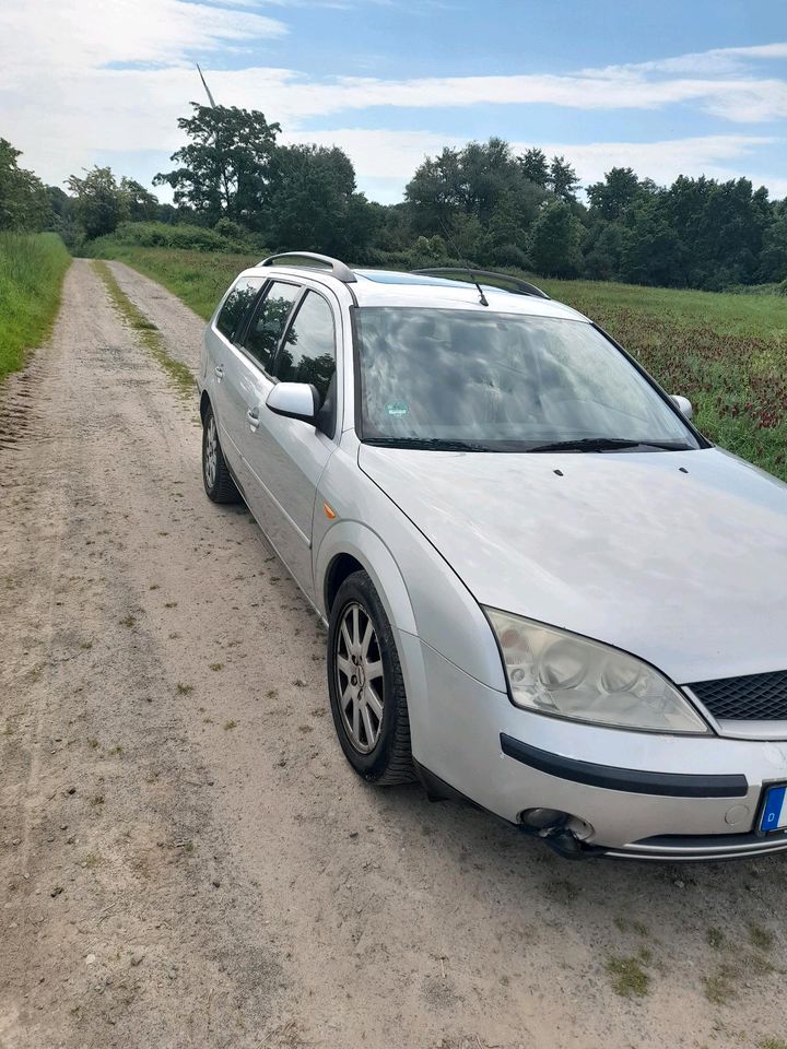 Ford Mondeo Kombi Automatik in Moers