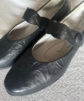 NEU Waldläufer Ballerina Klettriemen Leder schwarz UK8,5 EU 42,5 Hessen - Niedernhausen Vorschau