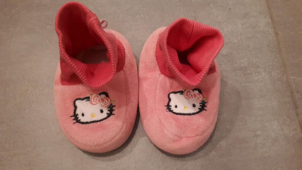 Baby Winterschuhe Hello Kitty in Wildenbruch