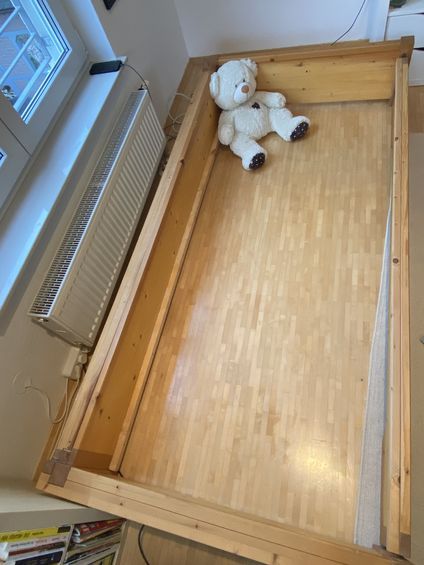 Kinderbett 90x200 mit Podest und Schublade vom Schreiner in Frankfurt am Main