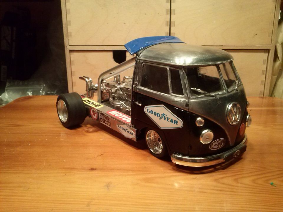 Modell auto  1:18/ 1:19  VW Bus  Tuning.umbau in Wennigsen