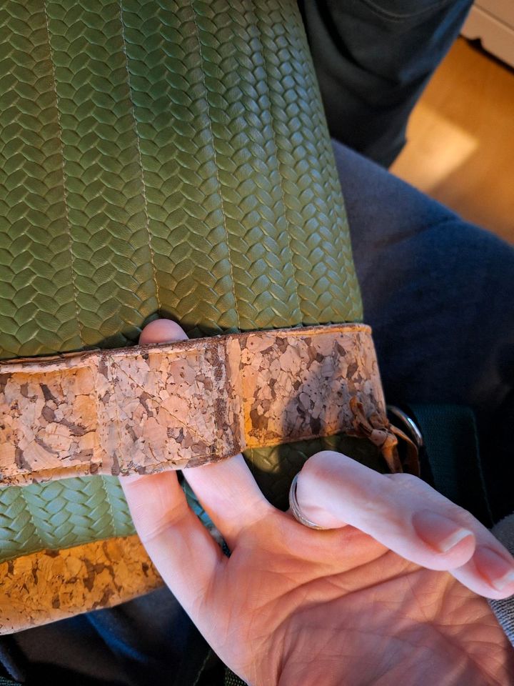 Handmade Tasche Umhängetasche Rucksack Kork in Goslar