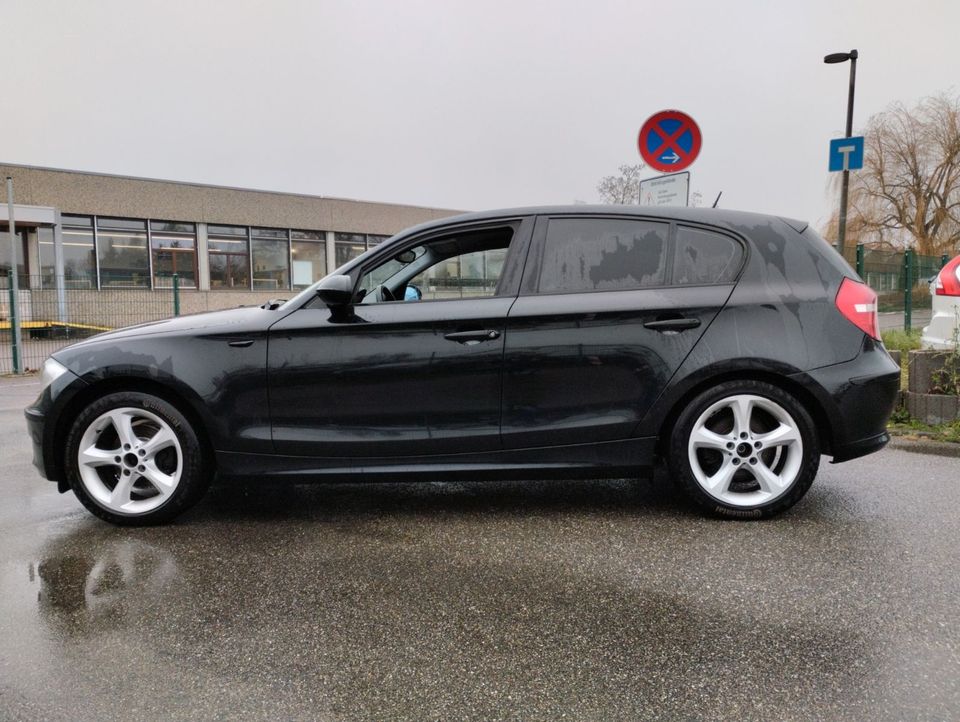 BMW 116 Baureihe 1 Lim. 116i in Lahr (Schwarzwald)