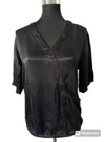 Schwarzes Shirt / Blusenshirt von Yaya Women, Gr. 36 Brandenburg - Panketal Vorschau