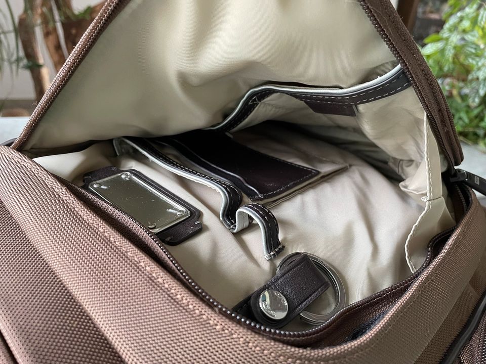 TUMI Rucksack Backpack Laptop neuwertig in Hemer