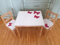 Ikea Kindersitzgruppe Tisch und zwei Stühle Hessen - Bischoffen Vorschau