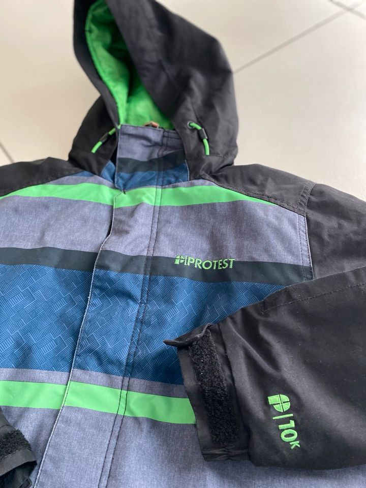 Protest Skijacke Kinder Gr. 152 Winterjacke in Hessen - Groß-Umstadt | eBay  Kleinanzeigen ist jetzt Kleinanzeigen