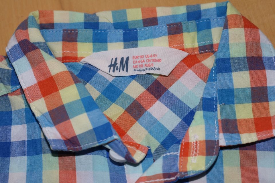 110 : 3x Jungen Kurzarm Hemd H&M kariert blau bunt ab in Rosengarten