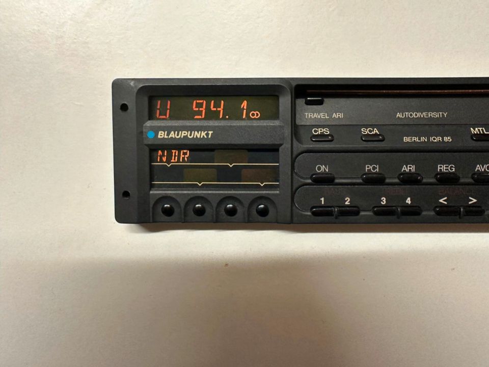 Blaupunkt Berlin IQR85 mit Bluetooth Adapter in Nörten-Hardenberg