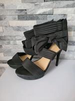 Pumps high heels Schuhe Damen schwarz elegant Nordrhein-Westfalen - Neuss Vorschau