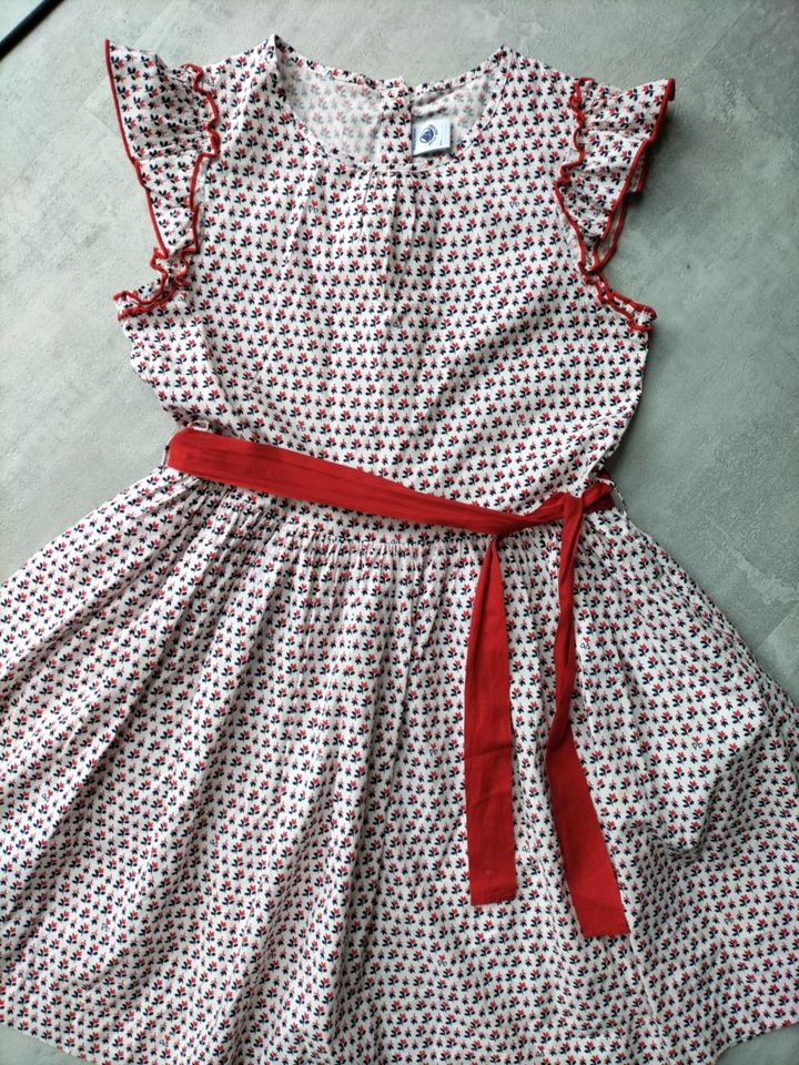 ❤️ Petit BAteau Kleid Neuwertig Gr 140 in Berlin