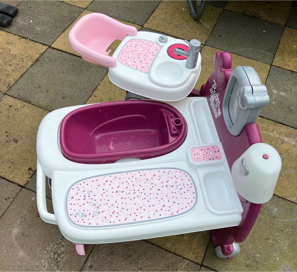 Spieltisch Baby Waschtisch Badewanne in Essen