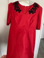 rotes Kleid mit Schulterbestickung Baden-Württemberg - Böblingen Vorschau