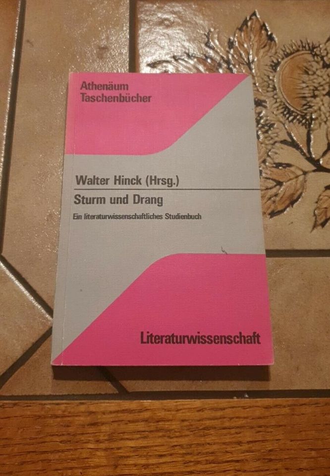 Sturm und Drang : ein literaturwissenschaftliches Studienbuch. in Oberkirch