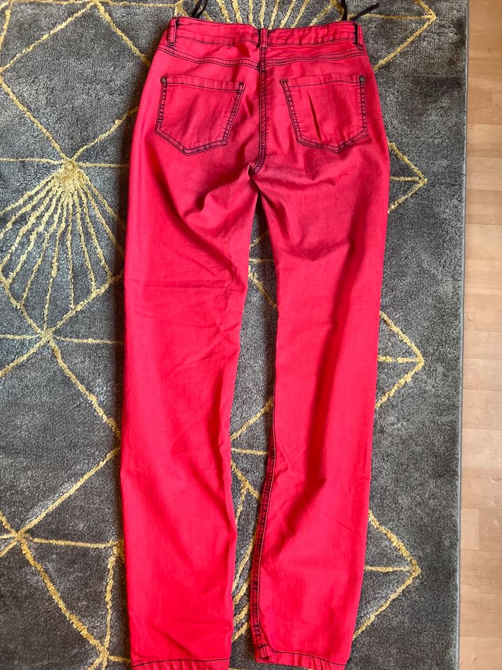 BIBA Jeans rot hellrot pink Stretch Größe 40 in Berlin