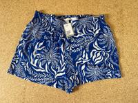 Kurze Hose / Shorts neu von H&M eher Gr. 44 / 46 Hessen - Herborn Vorschau