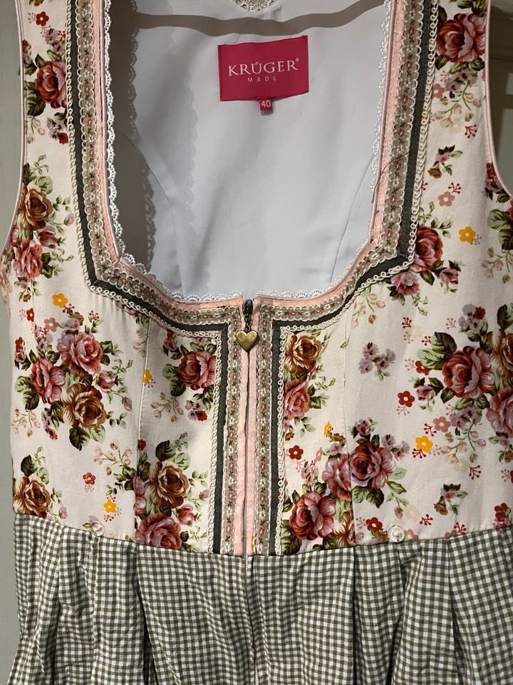 Krüger Dirndl Gr.38/40 Grün geblühmt in Nordhorn