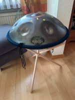 Daroma Handpan D Kurd 8+1 + Zubehör, Edelstahl nitriert, 440 Hz Nordrhein-Westfalen - Königswinter Vorschau