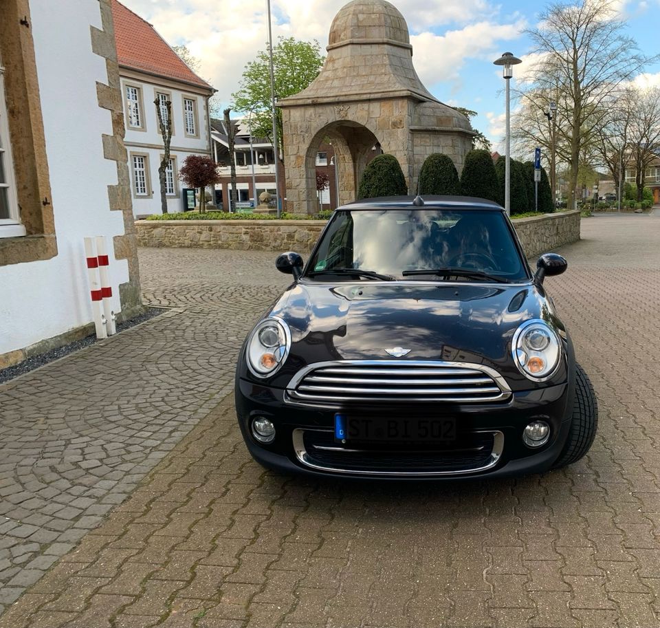 Mini Cooper D Cabriolet in Hopsten