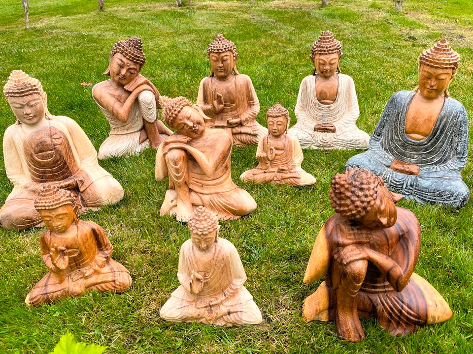 Buddha 50cm Holzbuddha Holz geschnitzt Meditation in Essen