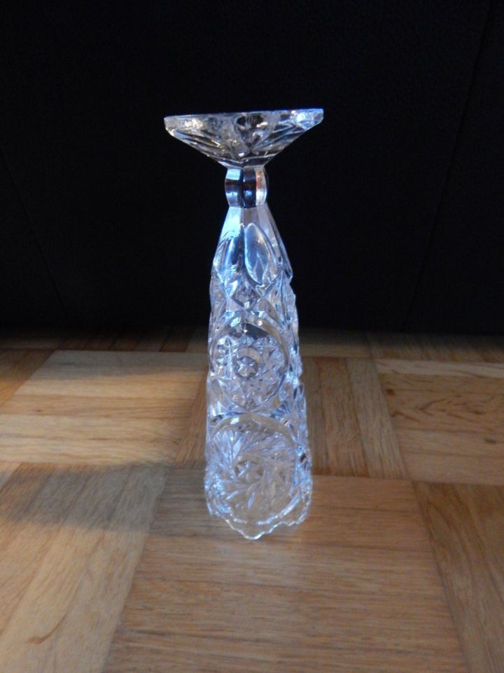 Glasvase hoch schmal Kristallglas gepresst Vase Glas in Kiel