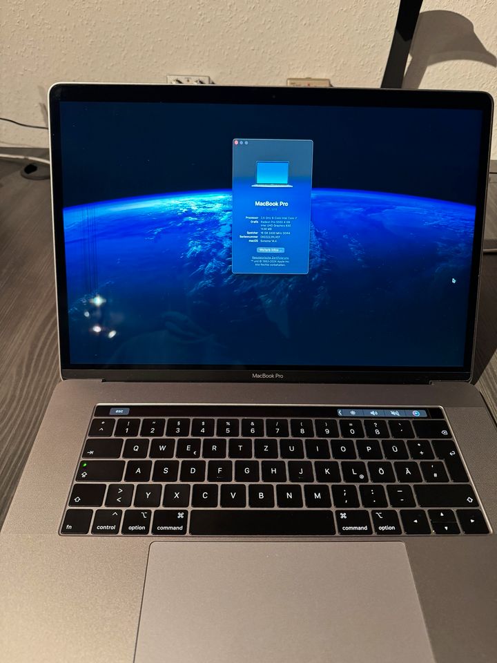 Macbook Pro 2019 15“ Touchbar (I7, 16GB, 250GB) in Trier